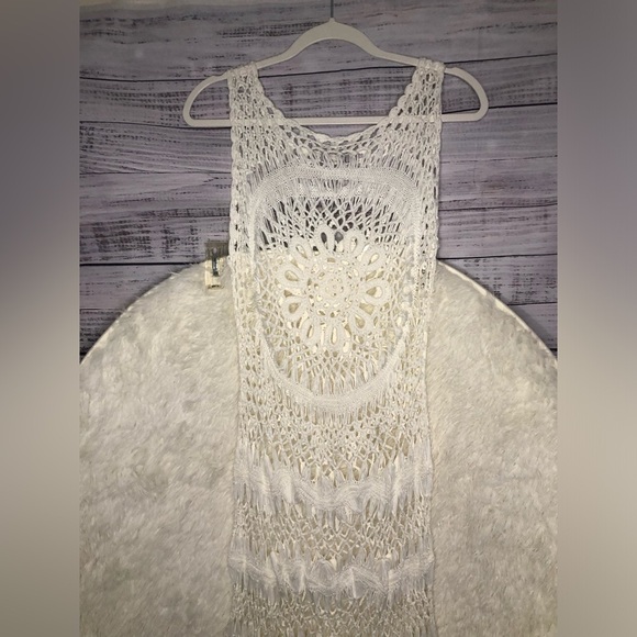 VENUS White Crochet Sleeveless Coverup Dress NWOT M/L - Picture 5 of 16